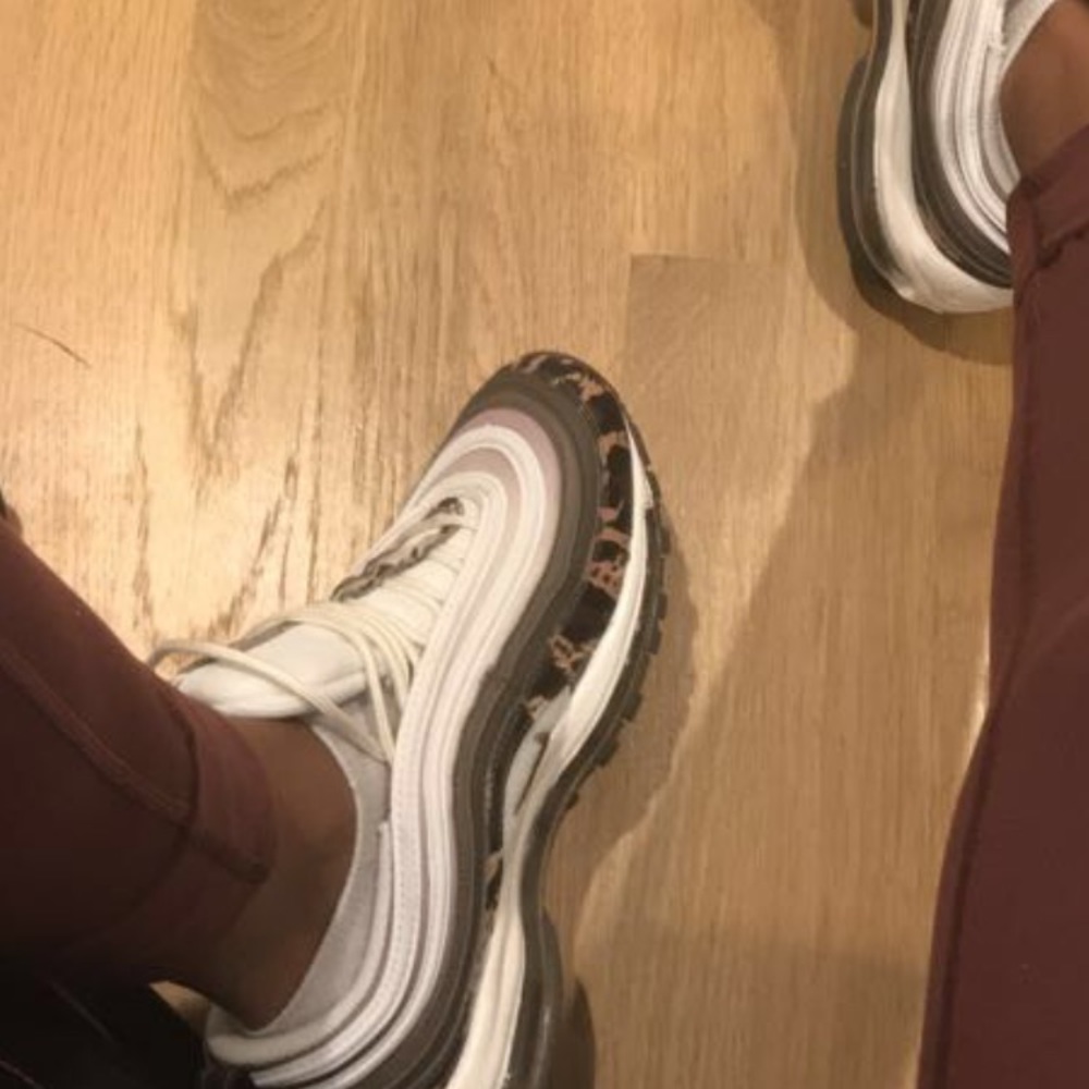 Meet your Posher, Jillian